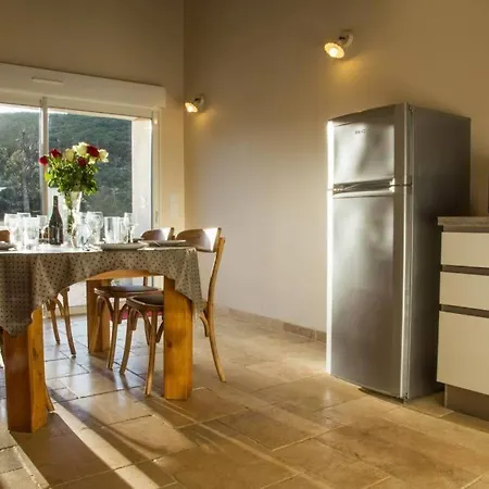 Feriehus Mas Nicolas Cabrerolles